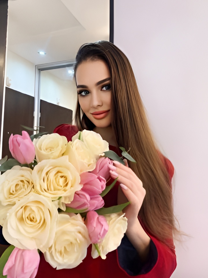 Слава привлекательная девушка из Калязина цена от 4000 руб